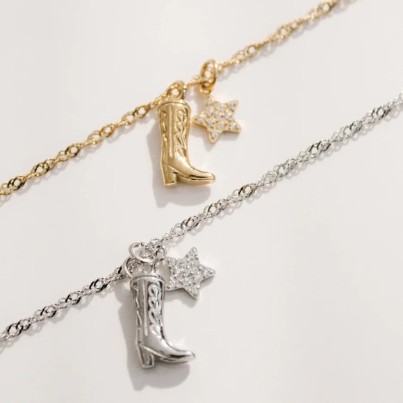 NWT Cowboy Boot & Star Charm Necklace (Gold) - Picture 2 of 3